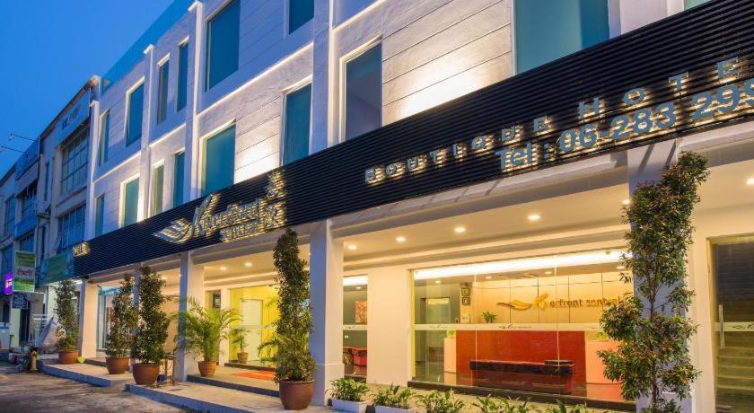 Riverfront Boutique Hotel Malacca Esterno foto